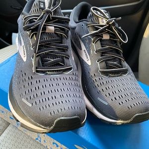 Brooks Ghost 13 Running shoes